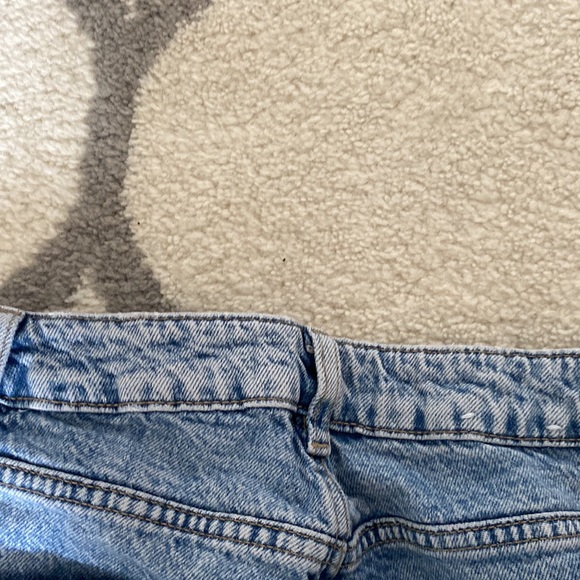 Vintage Acid Washed Mom Jeans - Picture 8 of 8